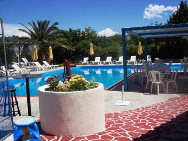 Aquarius Hotel フォルカ エクステリア 写真