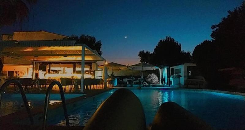 Aquarius Hotel フォルカ エクステリア 写真