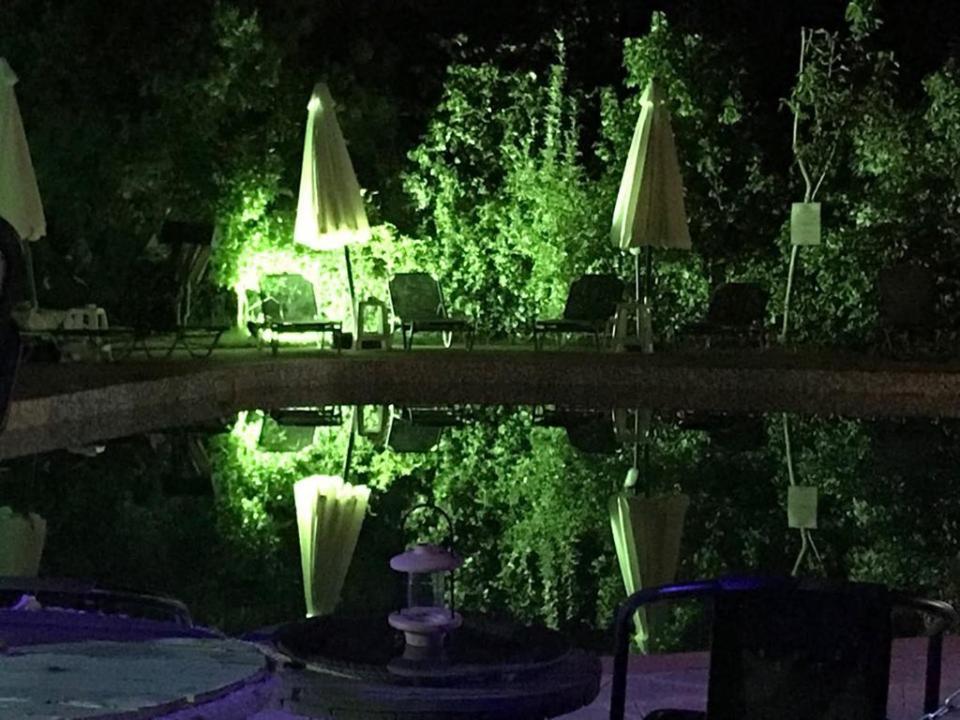 Aquarius Hotel フォルカ エクステリア 写真